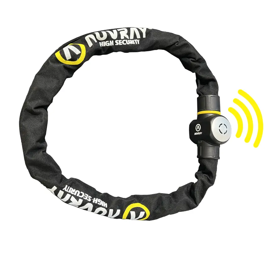 ak-2235-1280-auvray-1