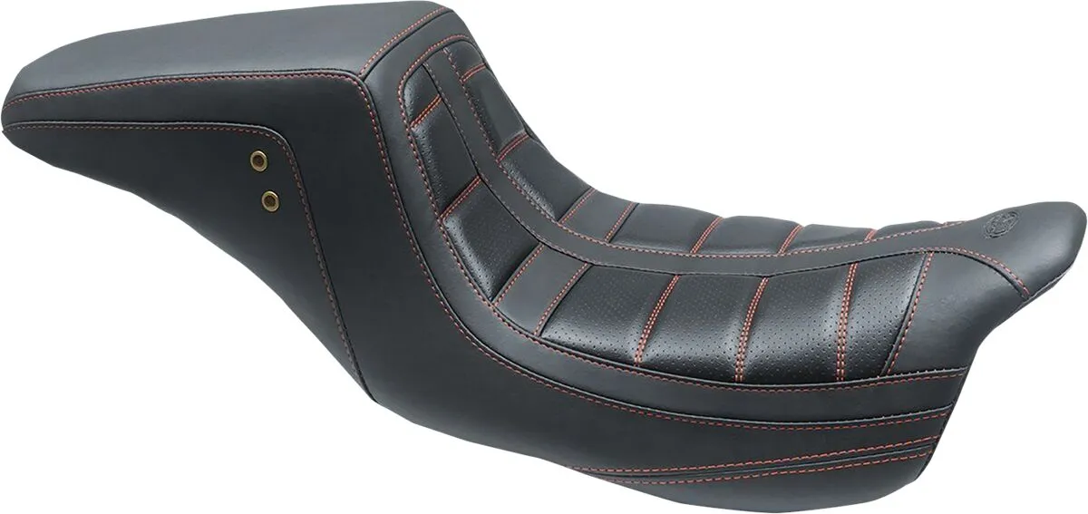 ak-3604-2685-mustang-1