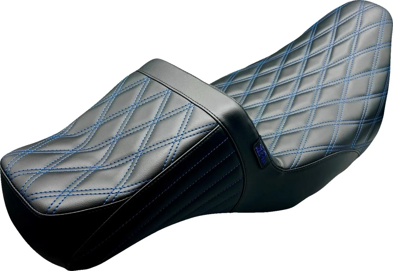 ak-8988-3840-le-pera-1